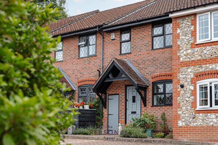 2 Bedroom Semi-Detached House To Rent In Willowbank Gardens, Tadworth, KT20