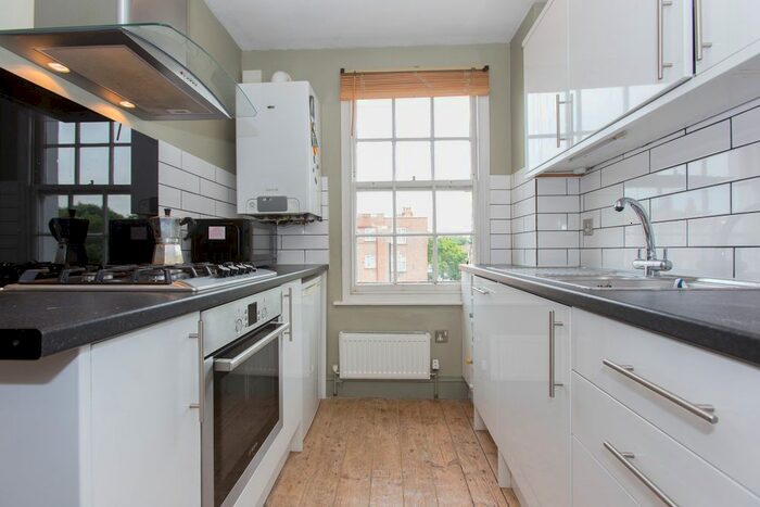 1 Bedroom Flat To Rent In Clapham Park Road, London, SW4