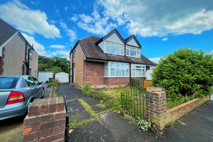 2 Bedroom Property To Rent In Fernhurst Road, Ashford, TW15