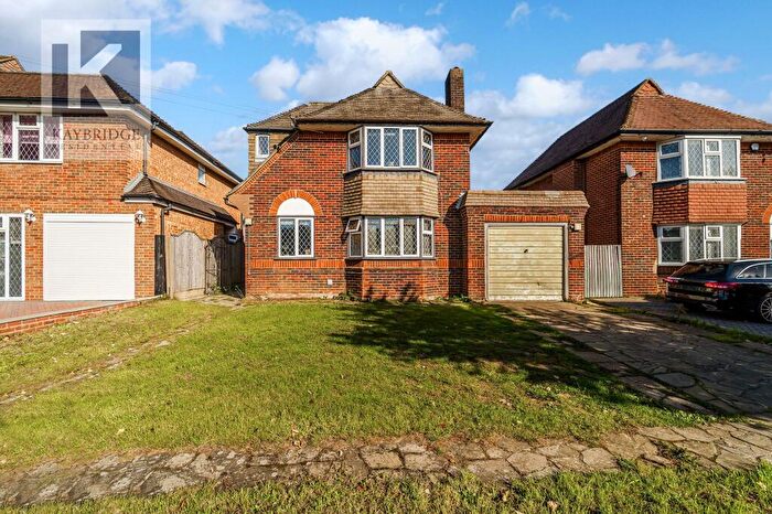 4 Bedroom House For Sale In Tattenham Way, Burgh Heath, KT20