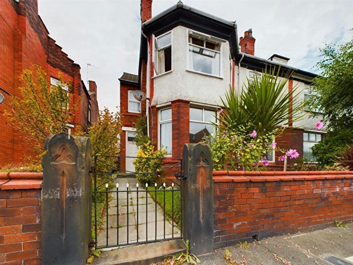 2 Bedroom Apartment To Rent In Ennerdale Road, New Brighton, CH45