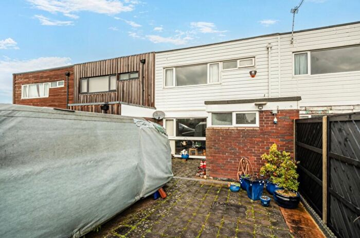 3 Bedroom Semi Detached House For Sale In Wood End, Ropsley, NG33