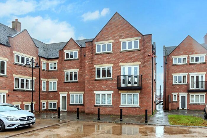 2 Bedroom Flat For Sale In St. Marys Paddock, Wellingborough, NN8