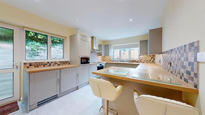 3 Bedroom Detached Bungalow For Sale In Prior Street, Ruthin, LL15