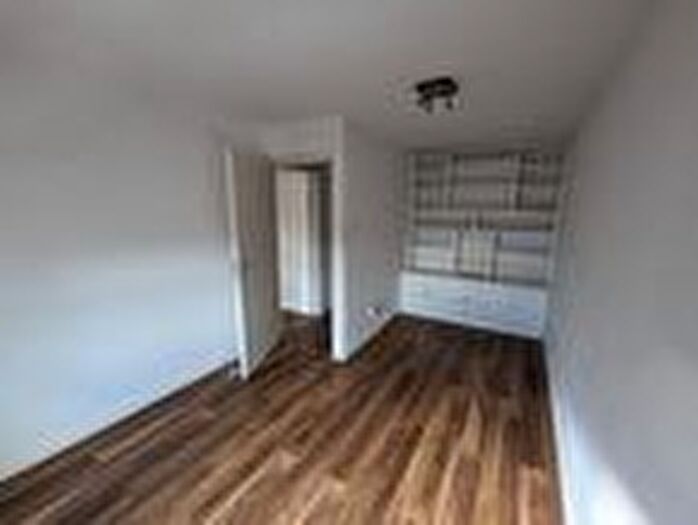 1 Bedroom Flat To Rent In Portobello Road, London, W11