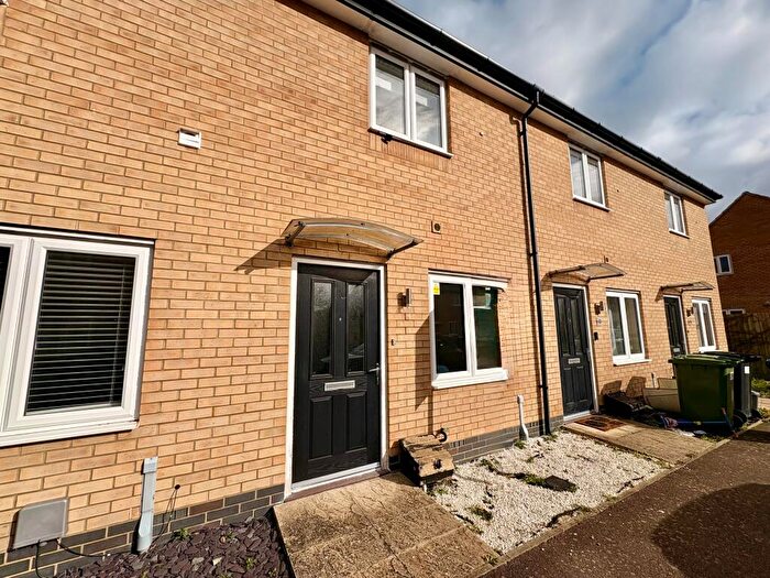 2 Bedroom Terraced House For Sale In Wheatstone Road, Huntingdon, PE29