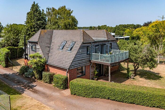 4 Bedroom Detached House For Sale In Strawberry Hill, Newent, Gloucestershire, GL18