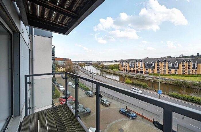 1 Bedroom Apartment For Sale In Mckenzie Court, Maidstone, ME14