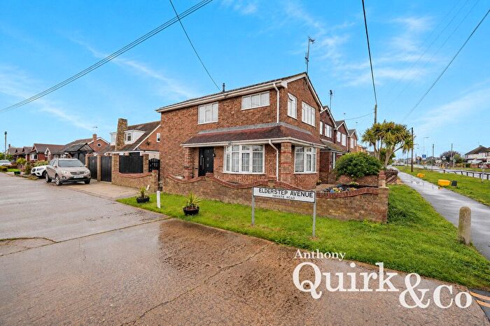 4 Bedroom Detached House For Sale In Point Road, Canvey Island, SS8