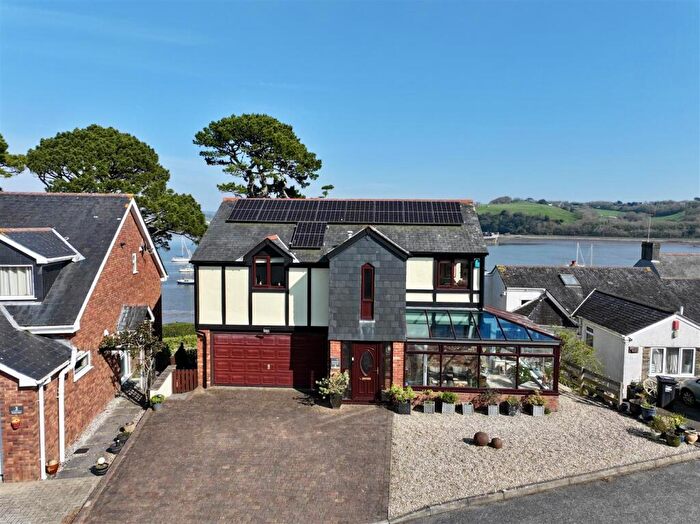 5 Bedroom Detached House For Sale In Old Ferry Road, Saltash, PL12