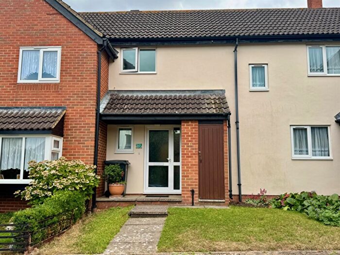 3 Bedroom Terraced House For Sale In Standingford, Harlow, CM19