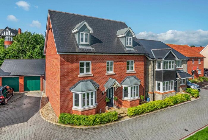 5 Bedroom Detached House For Sale In Sentrys Orchard, Exminster, Devon, Ud, EX6