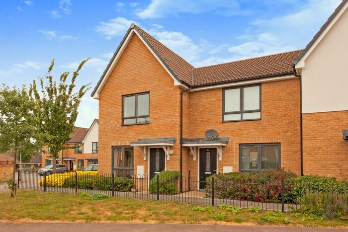 2 Bedroom End Of Terrace House For Sale In Mays Avenue, Balsham, CB21