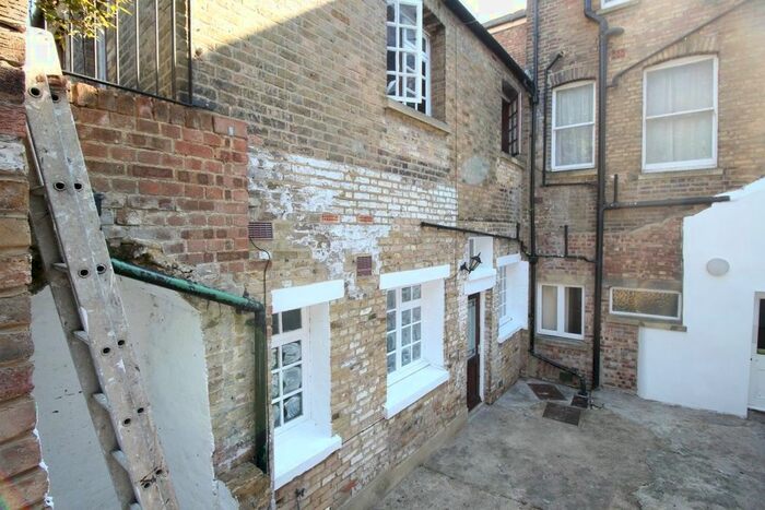 1 Bedroom Flat To Rent In Harbour Street, Ramsgate, CT11