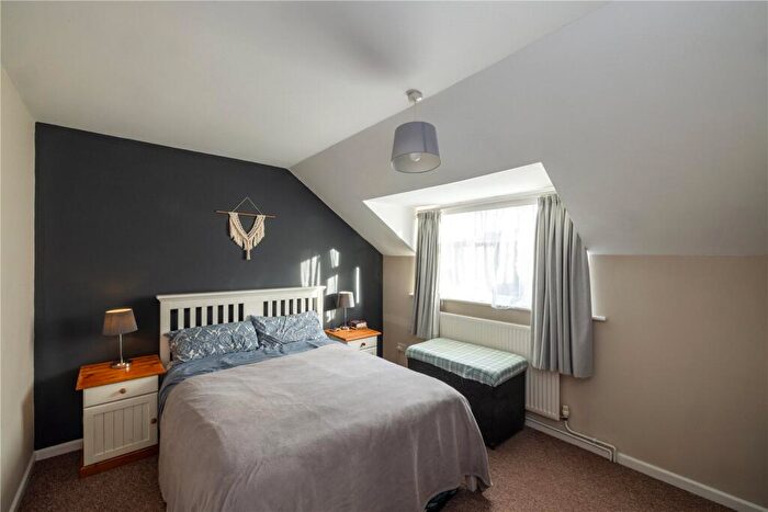 2 Bedroom End Of Terrace House For Sale In Southdown Close, Midhurst, GU29