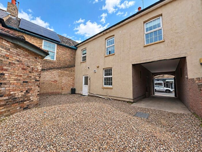 3 Bedroom Flat To Rent In High Street, Soham, Ely, CB7