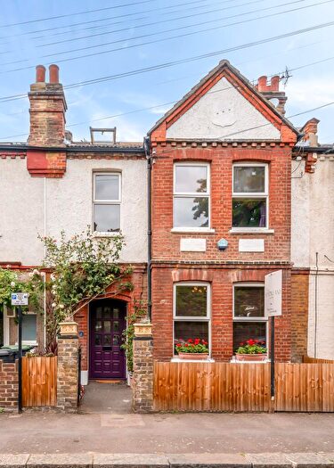 5 Bedroom Terraced House For Sale In Undercliff Road, London, SE13