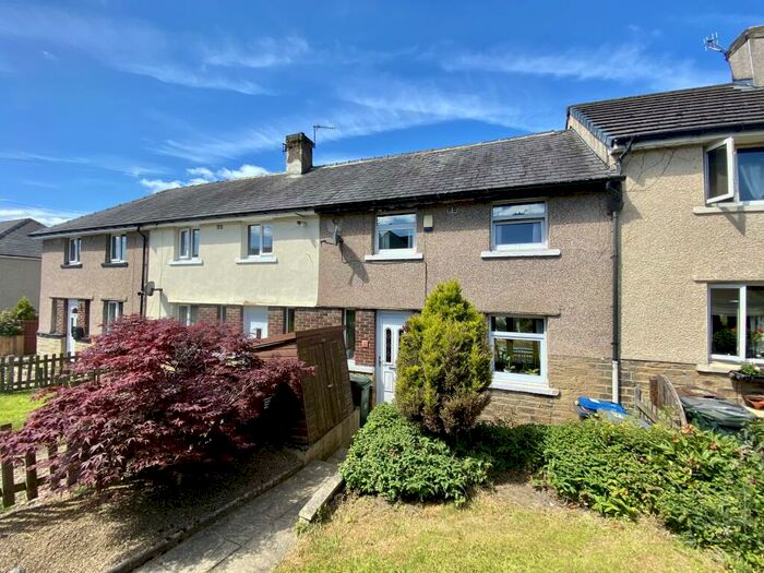 2 Bedroom House To Rent In Kent Road, Bingley, West Yorkshire, Uk, BD16