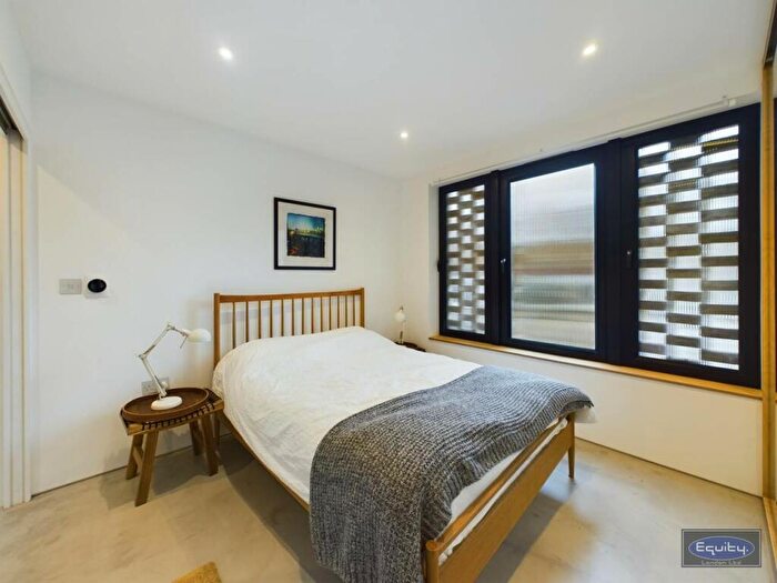 1 Bedroom Ground Maisonette To Rent In Whittington Road, Bounds Green, London, N22