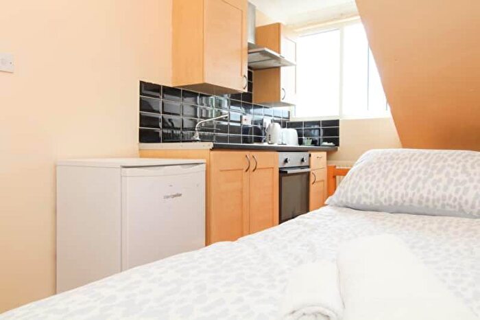 Studio To Rent In The Polygon, Southampton, SO15