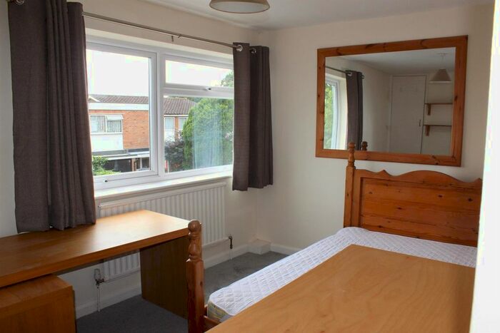 6 Bedroom End Of Terrace House To Rent In Greenways, Englefield Green, Egham, TW20