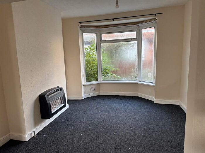 3 Bedroom Terraced House To Rent In Woodland Villas, Rensburg Street, Hull, HU9
