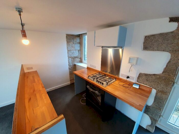 1 Bedroom Flat To Rent In Bread Street, Penzance, Cornwall TR18