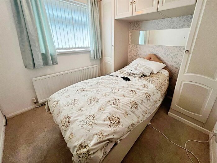 2 Bedroom Detached Bungalow For Sale In Park Road, Silverdale, Newcastle, ST5