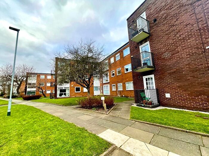 1 Bedroom Flat To Rent In Meadow Court, Manchester, M21
