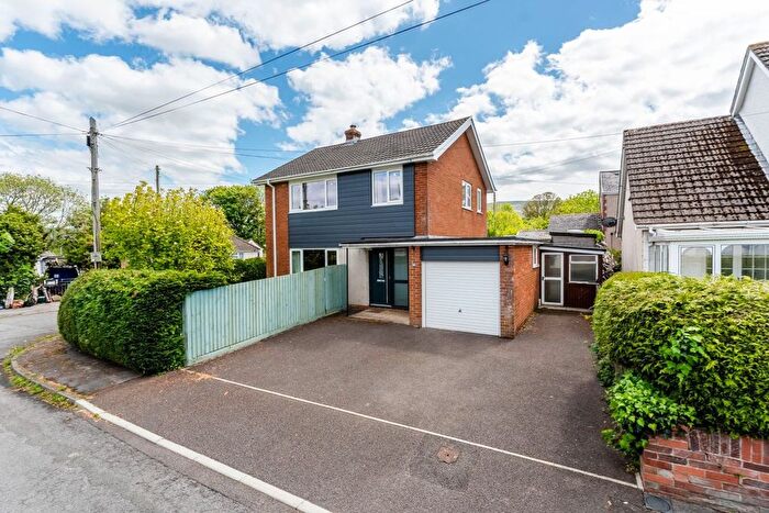 3 Bedroom Detached House For Sale In Bank Crescent, Gilwern, Abergavenny, NP7