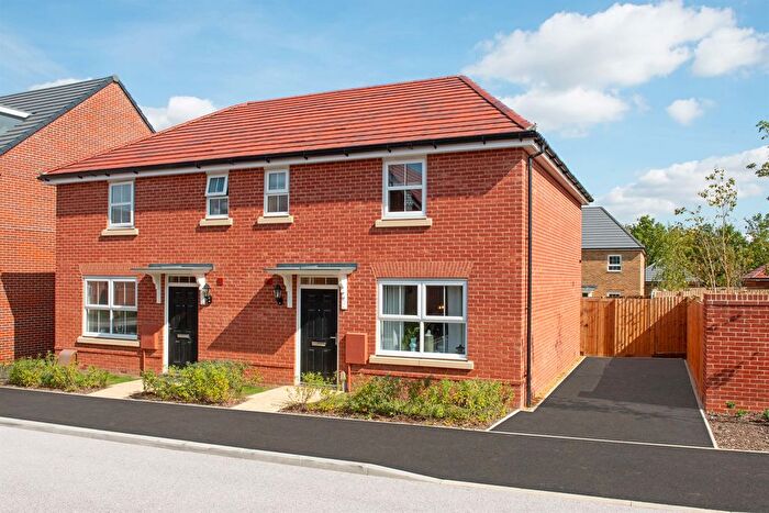 3 Bedroom Terraced House For Sale In Periwinkle Close, Ipswich, IP1