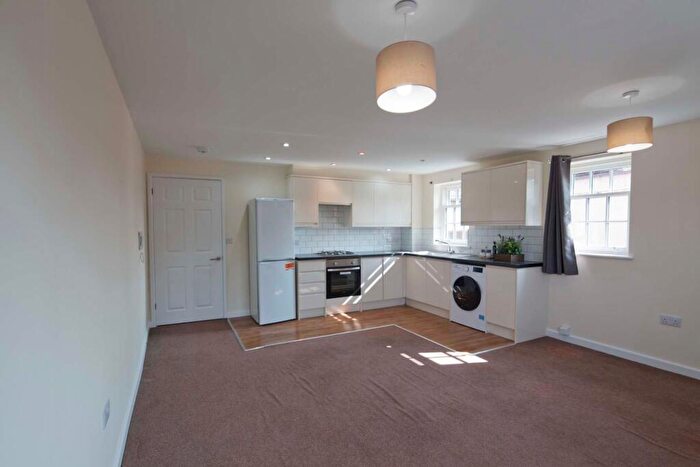 2 Bedroom Apartment To Rent In A Reading Road, Pangbourne On Thames, RG8