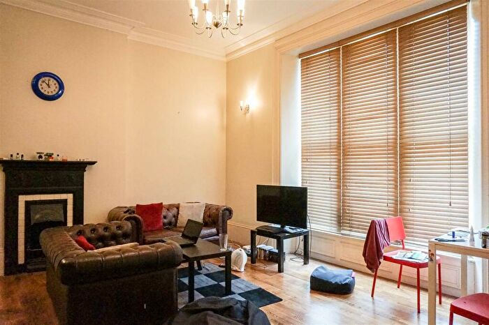 1 Bedroom Apartment To Rent In Otley Road, Leeds, LS6