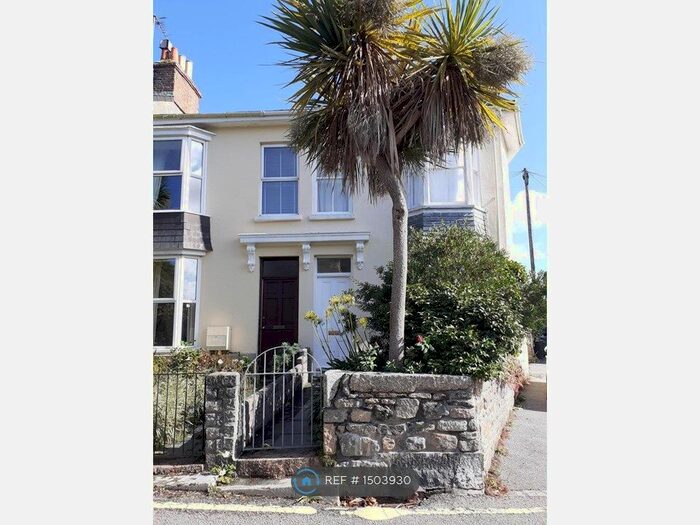 3 Bedroom End Of Terrace House To Rent In St. Marys Terrace, Penzance, TR18