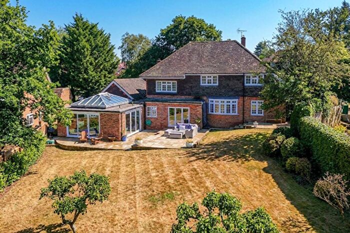 4 Bedroom Detached House For Sale In Rexcote, Upper Basildon, RG8