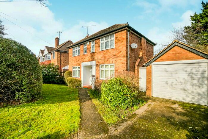 3 Bedroom Detached House To Rent In Christchurch Road, RG2