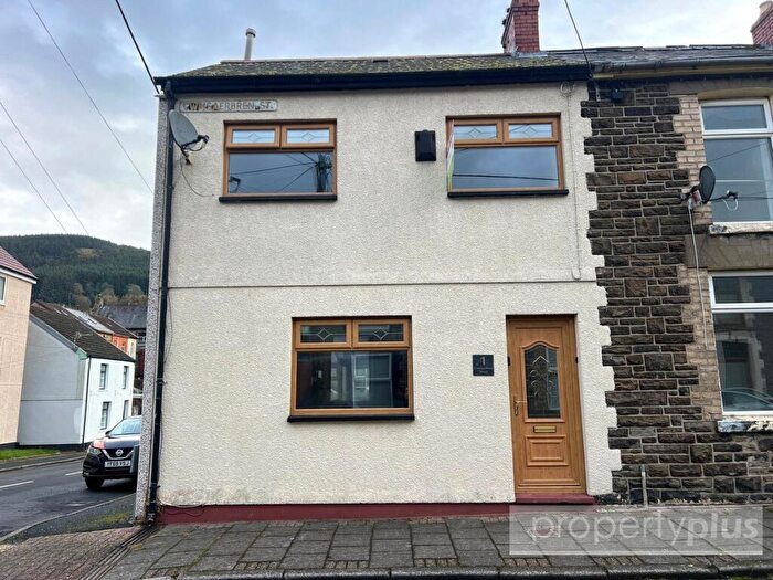 3 Bedroom End Of Terrace House For Sale In Cwmsaerbren, Treherbert, Rhondda Cynon Taff, CF42