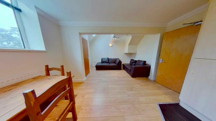 4 Bedroom Flat To Rent In Richmond Road, Roath, CF24
