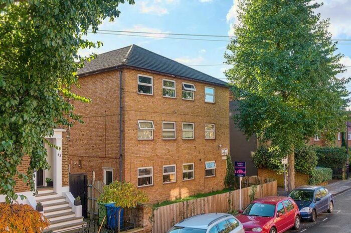 2 Bedroom Apartment To Rent In Constance Court, Blenheim Grove, SE15