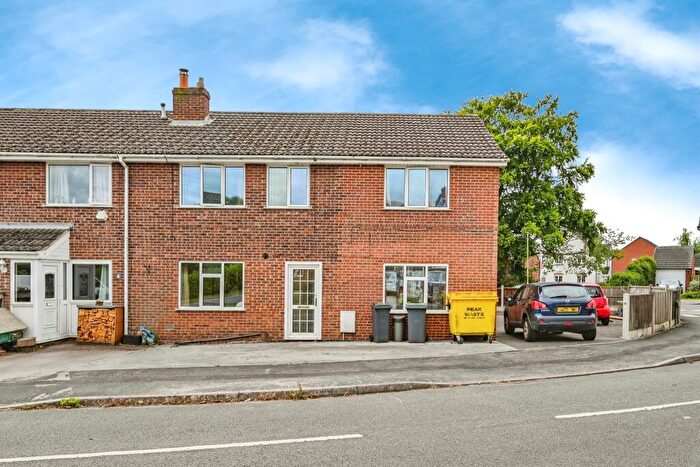 3 Bedroom End Of Terrace House For Sale In Pine Croft, Ashbourne, DE6
