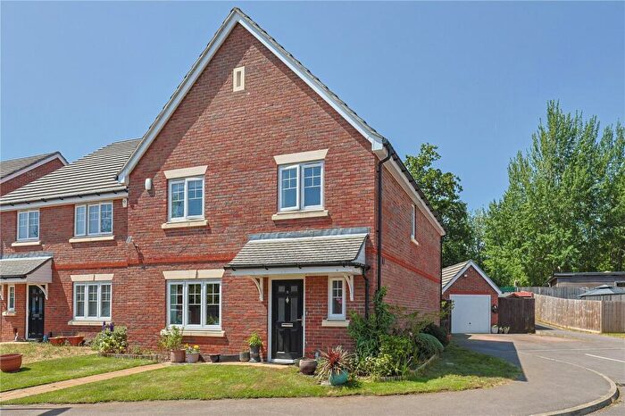 4 Bedroom Detached House For Sale In The Docks, Bracknell, Berkshire, RG12