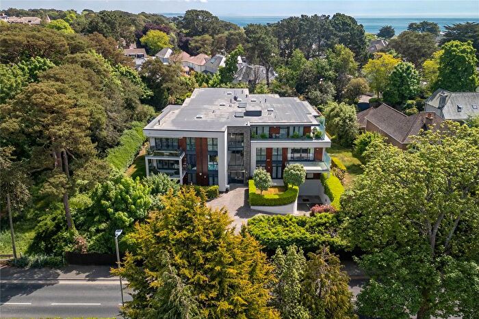 3 Bedroom Flat For Sale In Haven Road, Poole, Dorset, BH13