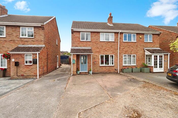 3 Bedroom Semi-Detached House For Sale In School Street, Oakthorpe, Swadlincote, DE12