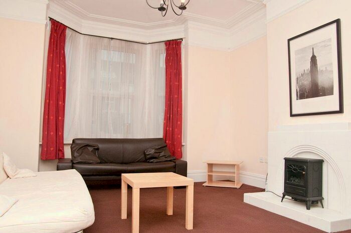 1 Bedroom Flat To Rent In Balby Road, Balby, Doncaster, DN4