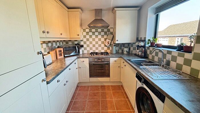 3 Bedroom Flat For Sale In Lincoln Road, North Hykeham, LN6