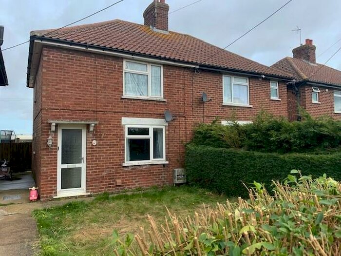 3 Bedroom Semi-Detached House To Rent In Albert Avenue, Gedney, PE12