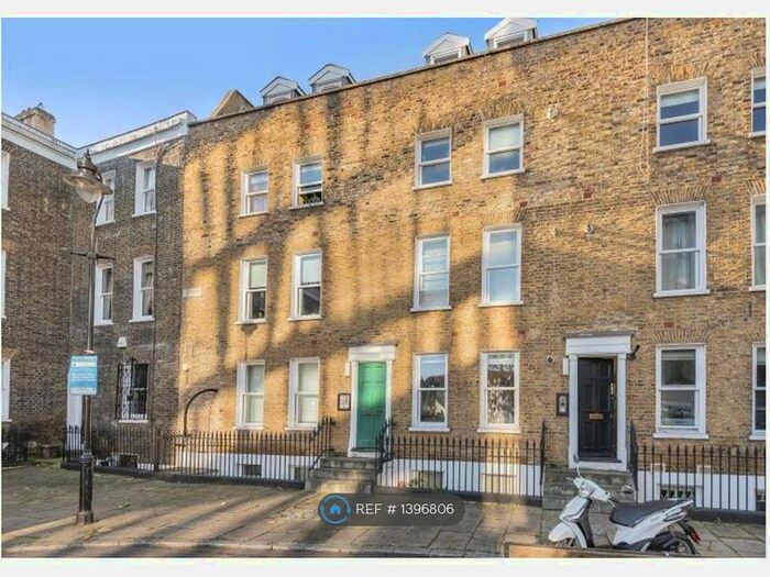 1 Bedroom Flat To Rent In Bermondsey Square, London, SE1