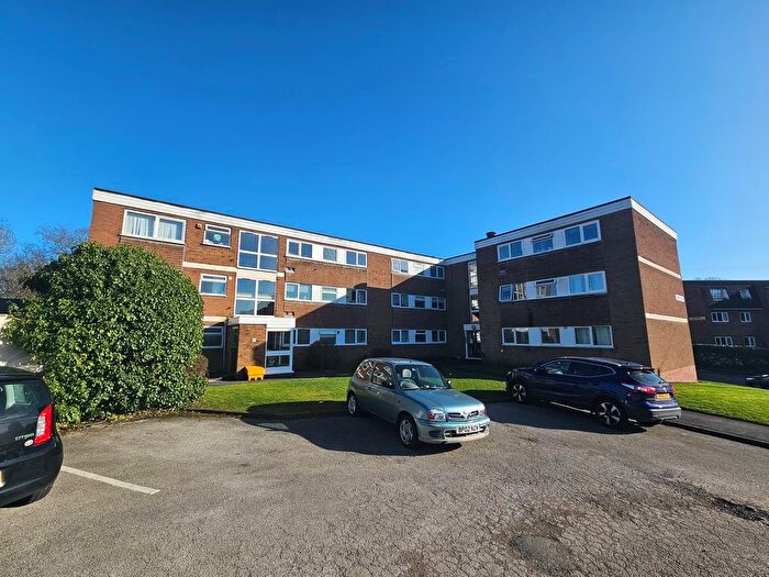 2 Bedroom Flat For Sale In Beechdale, Perry Hill Road, Oldbury, B68