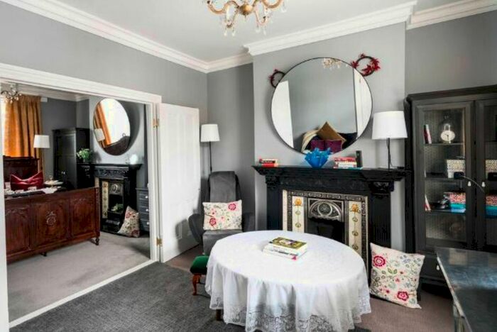 1 Bedroom Flat To Rent In Elmdene Road, London, SE18