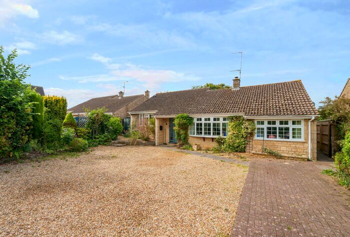 3 Bedroom Bungalow For Sale In Springfield, Norton St. Philip, Bath, Somerset, BA2